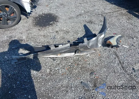 2010 Ford Focus Se z USA, uszkodzony, nr VIN 1FAHP3FN6AW138214